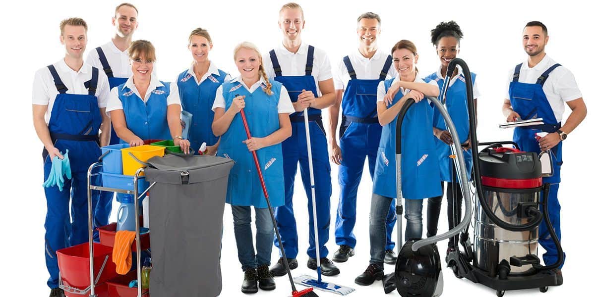 équipe de nettoyage professionnelle